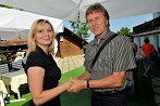 soustanovitelj 1. skupine starih ljudi za samopomoč, mag. Tone Kladnik in prostovoljka iz MD Z roko v roki, ki zastopa Gorenjsko regijo v Izvršnem odboru ZDSGS